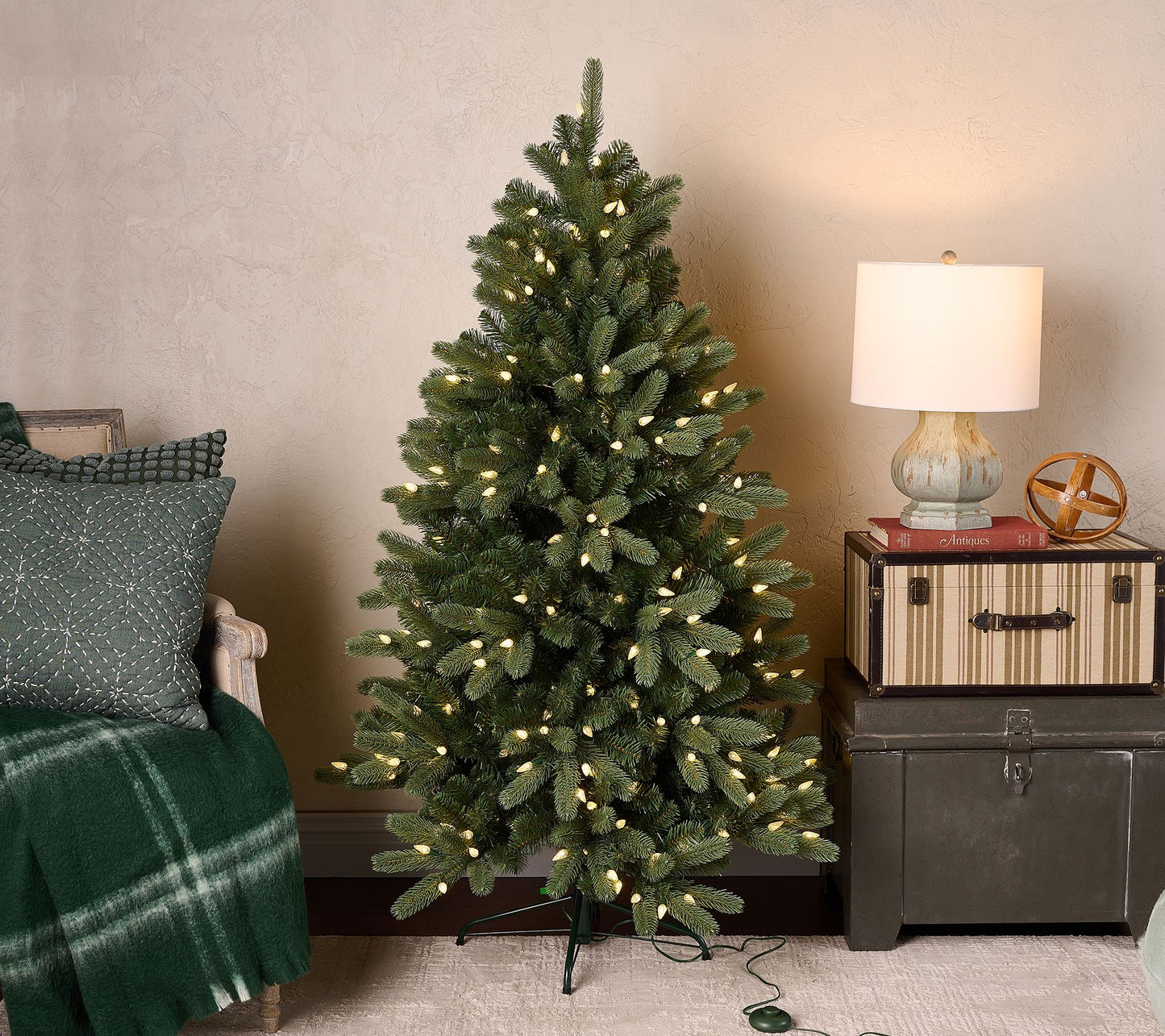 Home Reflections 5' LED Colorado Spruce Tree w/ Remote